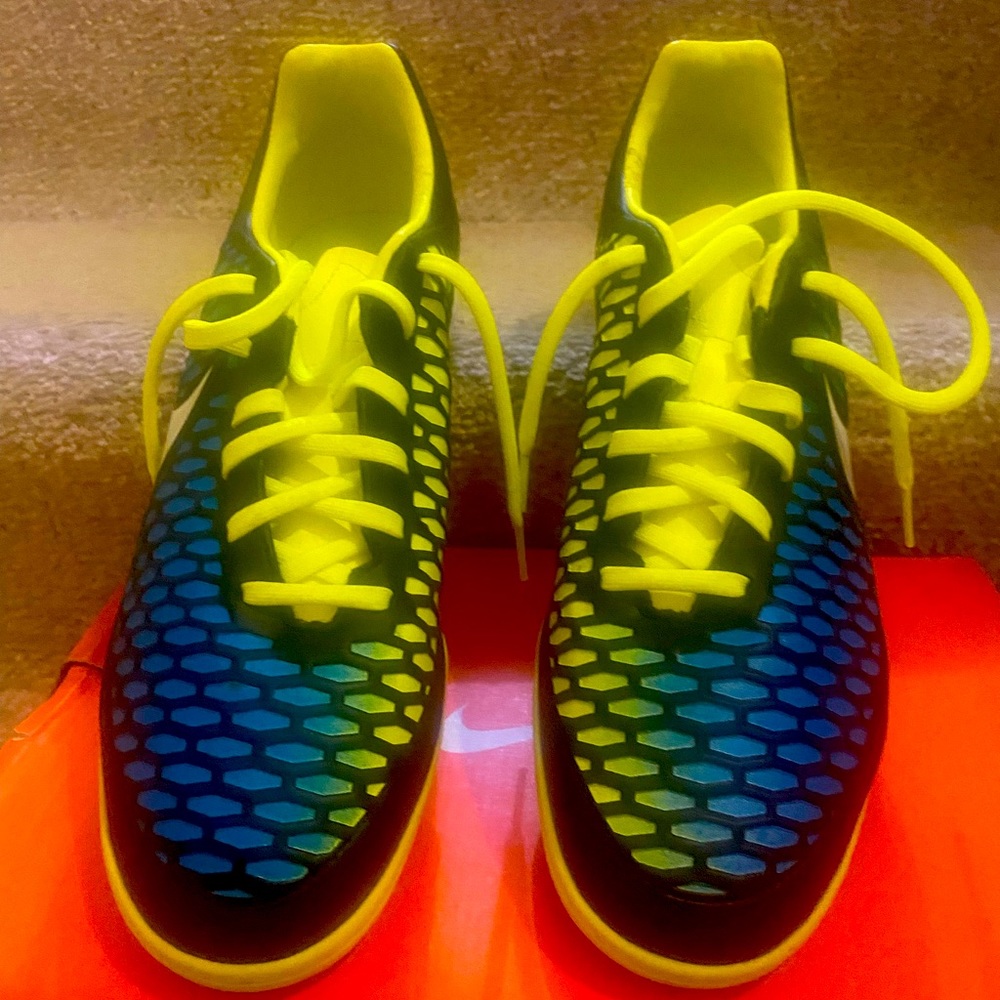 Nike Magista Onda IC Black Blue Lagoon